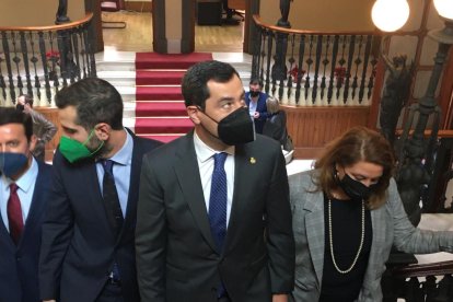 El presidente andaluz a su llegada a la Delegación de la Junta de Andalucía en Almería.