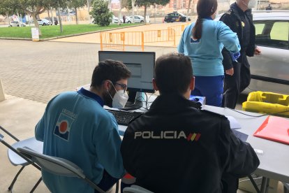 La vacunación a cuerpos y fuerzas de seguridad se encuadra en el grupo 6 dentro de la estrategia de vacunación nacional contra el Covid-19.