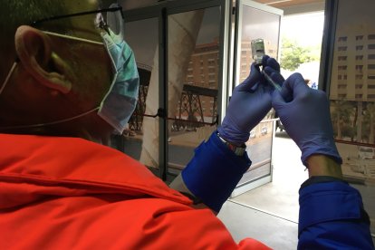 Todos los funcionarios del CNP son menores de 55 años, edad máxima estipulada para que reciban la vacuna de AstraZeneca.