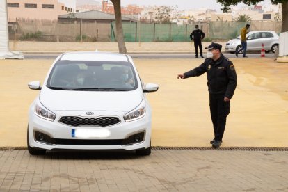 Turno para los agentes de los cuerpos y fuerzas de seguridad en la campaña de vacunación contra el coronavirus para colectivos de alto riesgo.