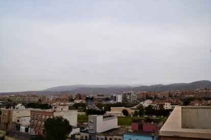 Podemos apreciar algunas nubes de polvo este miércoles por Almería.