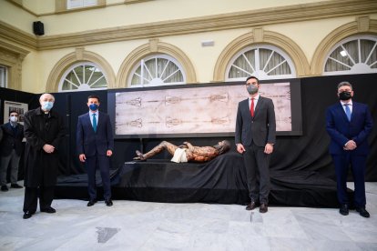 La exposición sobre la Sábana Santa abrirá sus puertas este martes 9 de marzo.