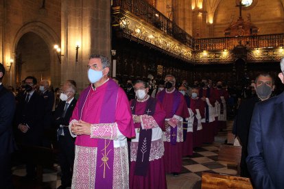 Canónigos de la Catedral de la Encarnación.