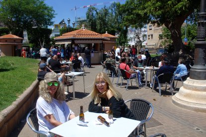 Apertura de bares y comercios.