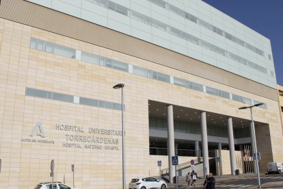 El Hospital Universitario Torrecárdenas durante la 2ª ola de la pandemia.