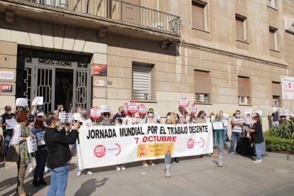 Reivindicación de UGT de la Jornada Mundial por el Trabajo Decente, 7-10.
