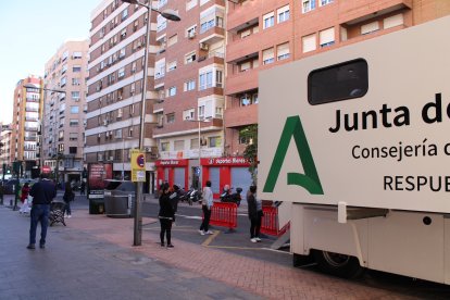 Cribados en Rambla Obispo Orberá.