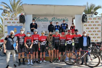 Los equipos Kronos y All Bike Run, de Albox.