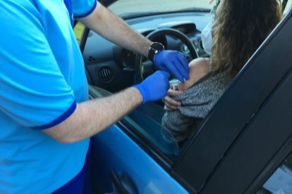 Tras la paralización con AstraZeneca, la vacunación sigue en la provincia.