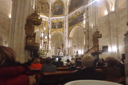 Primera misa en la Catedral del obispo coadjutor, Antonio Gómez Cantero.