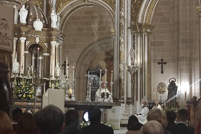 Primera misa del obispo coadjutor, Antonio Gómez Cantero.
