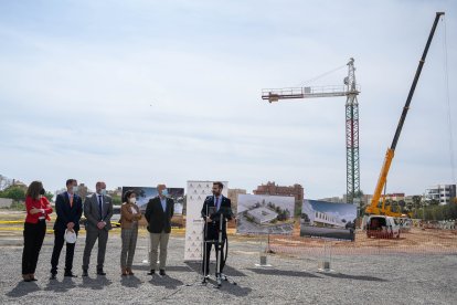 El alcalde de la ciudad, Ramón Fernández-Pacheco, habla del proyecto.