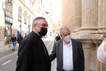 Monseñor Antonio Gómez Cantero y el exsenador Ramón Ponce.