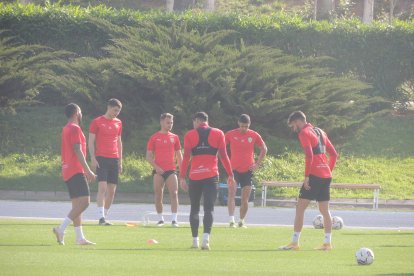 La plantilla no se rinde en la carrera por el ascenso.