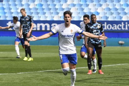 Adrián celebra el 1-0. Foto: Jaime Galindo