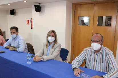 Miguel Ángel Castellón, Rocío Sánchez y Luis Rogelio Rodríguez-Comendador.