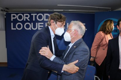 Rafael Hernando y Gabriel Amat.