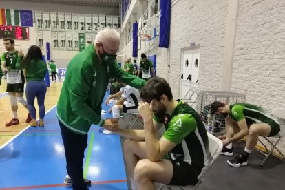 Hay que apoyar al equipo.