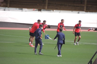 Primeros compases del entrenamiento del Almería.