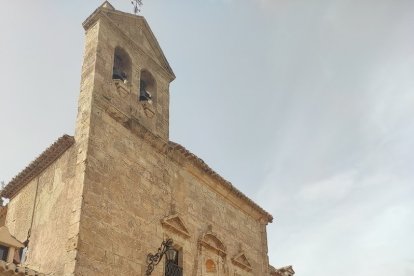 Fachada del santuario del Saliente.