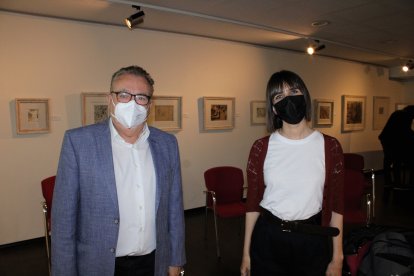 El director de La Voz, Pedro M. de la Cruz, y la periodista Marta Rodríguez.