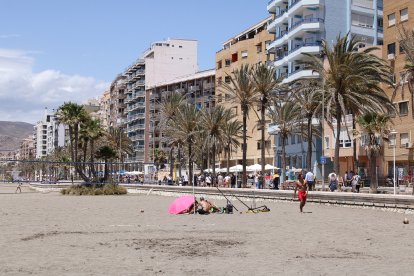 Deporte en las playas de Almería.