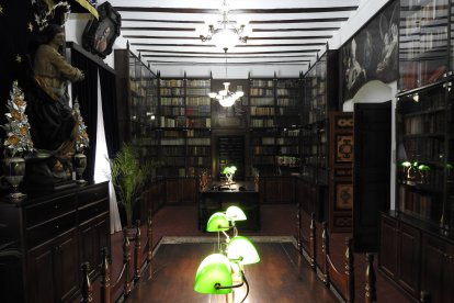 Aspecto de la renovada biblioteca del Santuario del Saliente.