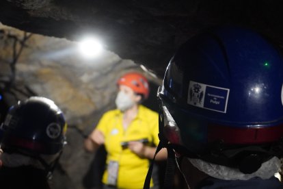 José María Calaforra impartió una clase a los alumnos de la UAL en la Geoda de Pulpí.
