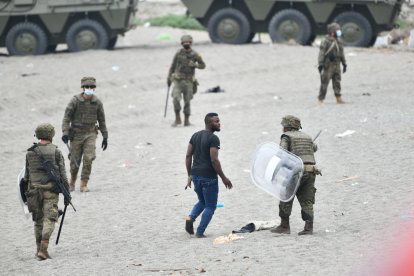 Ya son varias unidades del Ejército de Tierra que se han desplegado en Ceuta