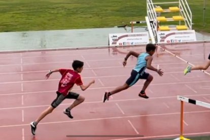 Día desapacible pero siempre con la máxima ilusión.