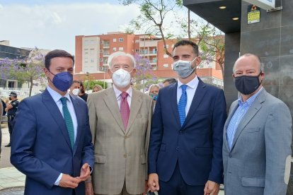 Juan Megino junto a Javier Aureliano García, Ramón Fernández-Pacheco y Luis Rogelio Rodríguez.