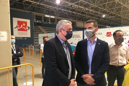 El delegado de Salud junto al alcalde de la capital.