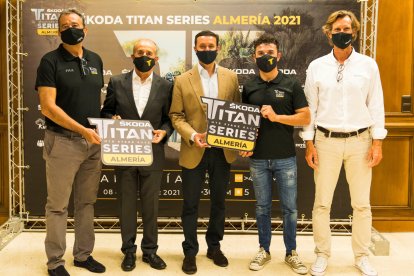Presentación de la Škoda Titan Series Almería en el Palacio Provincial.