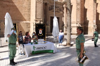 El general Melchor Marín y el cabo 1º Ángel Ibáñez.