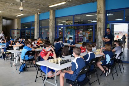 Así de concurridas estaban las mesas junto al Patronato.