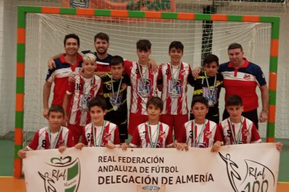 El Sporting Almería lograba el título infantil.