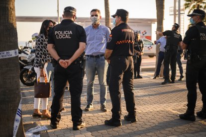 Visita del alcalde al dispositivo de la noche de San Juan.