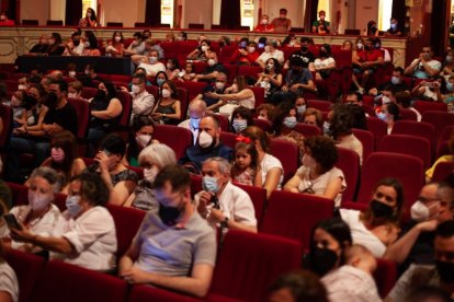 Unos 600 espectadores asistieron al fin de curso.