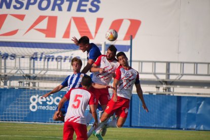 Una jugada del partido.