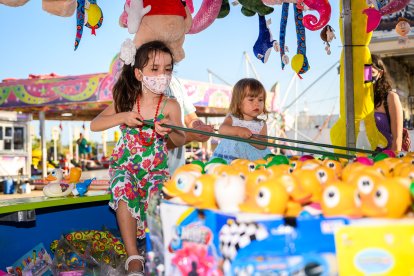 Cuatro casetas de habilidades para que los pequeños demuestren sus destrezas.