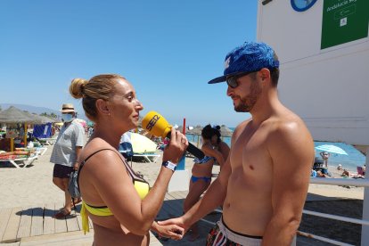 Un momento muy especial el que se vivió en la playa de la Urba de Roquetas