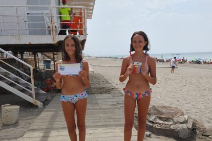 Carla y Lucía consiguieron la tarjeta de El Corte Inglés y entradas para el AquaTropic