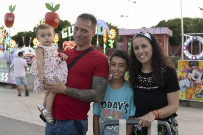 En la foto: Rocío del Mar, Jesús, Jesús y Rocío