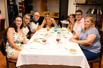 La familia Ávalos, en Casa Sevilla.