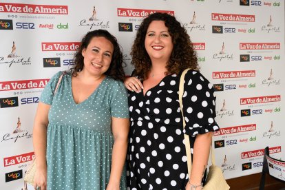 Desde Lorca, Loles y María José en Capitol.