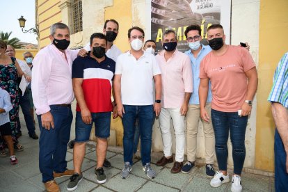 Francisco Reyes, Juanjo Tomás, los diputados Ángel Escobar y Fernando Giménez, Jorge Sánchez, Juan José Rodríguez, José Carlos Ferrer y José Antonio Escobar