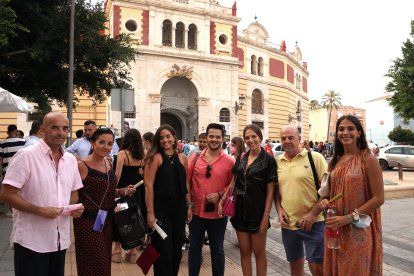El equipo de ‘Tu y Yo Ceremonias’ encabezado por la familia González Felices