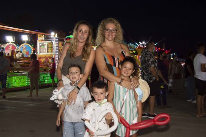 En la foto: Mar, María del Mar, Rubén, Bruno y Tamara