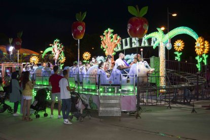 Los niños contentos y con ganas de vivir la feria.