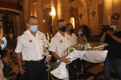 Por segundo año se adapta la ofrenda a las restricciones por la pandemia.